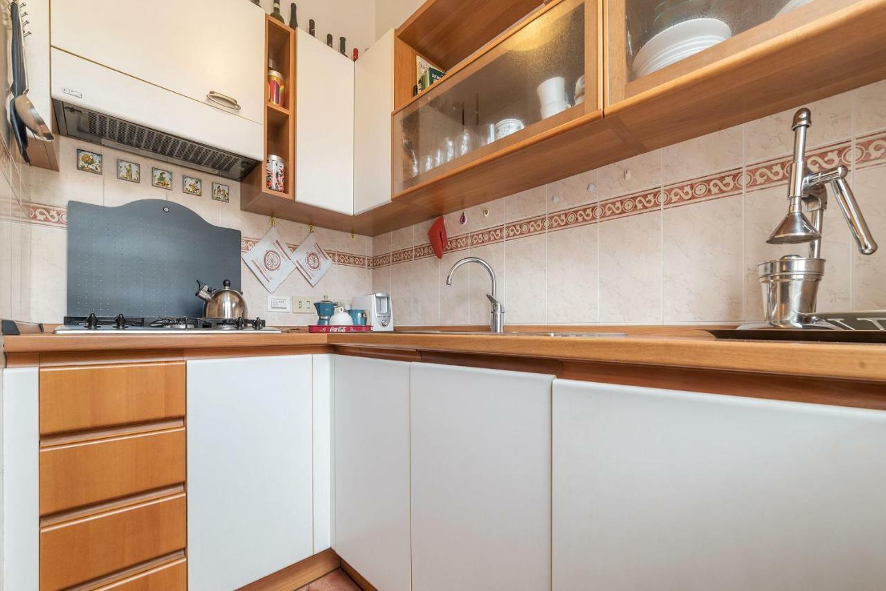 Domus Aurea & Colosseo Sweet Flat Roma Exterior foto